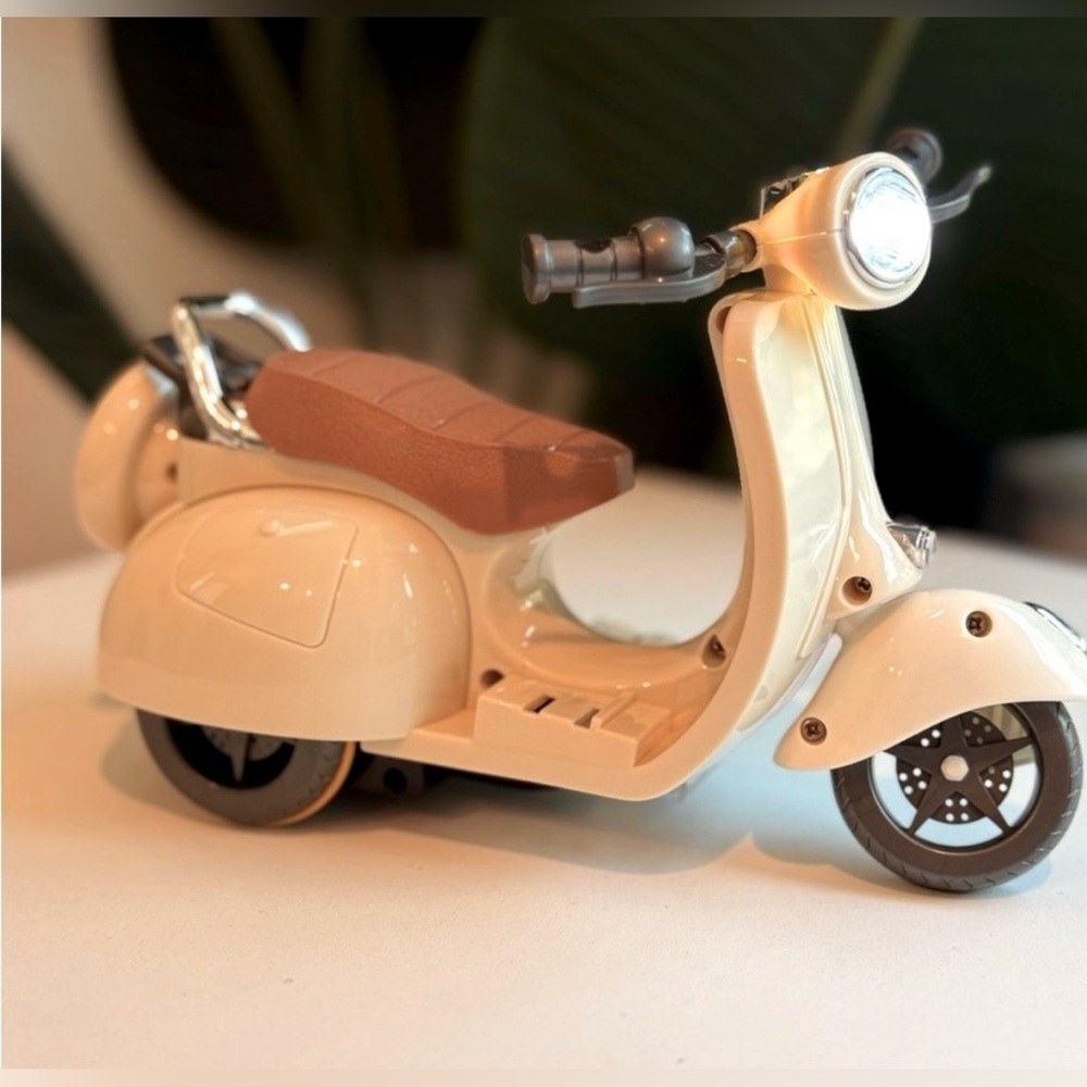 Labubu Scooter - Picture 2 of 5
